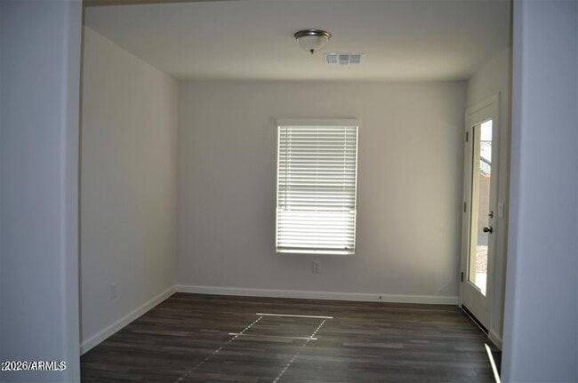 Building Photo - 2367 Oakmont Ln