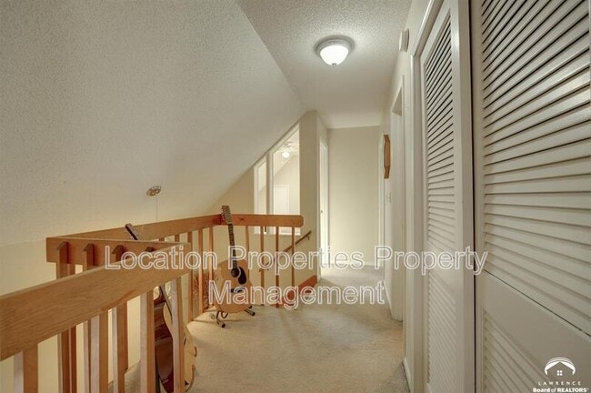 Building Photo - 3800 Stockade Ct