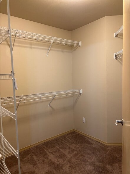 Building Photo - 9903 197th Ave E