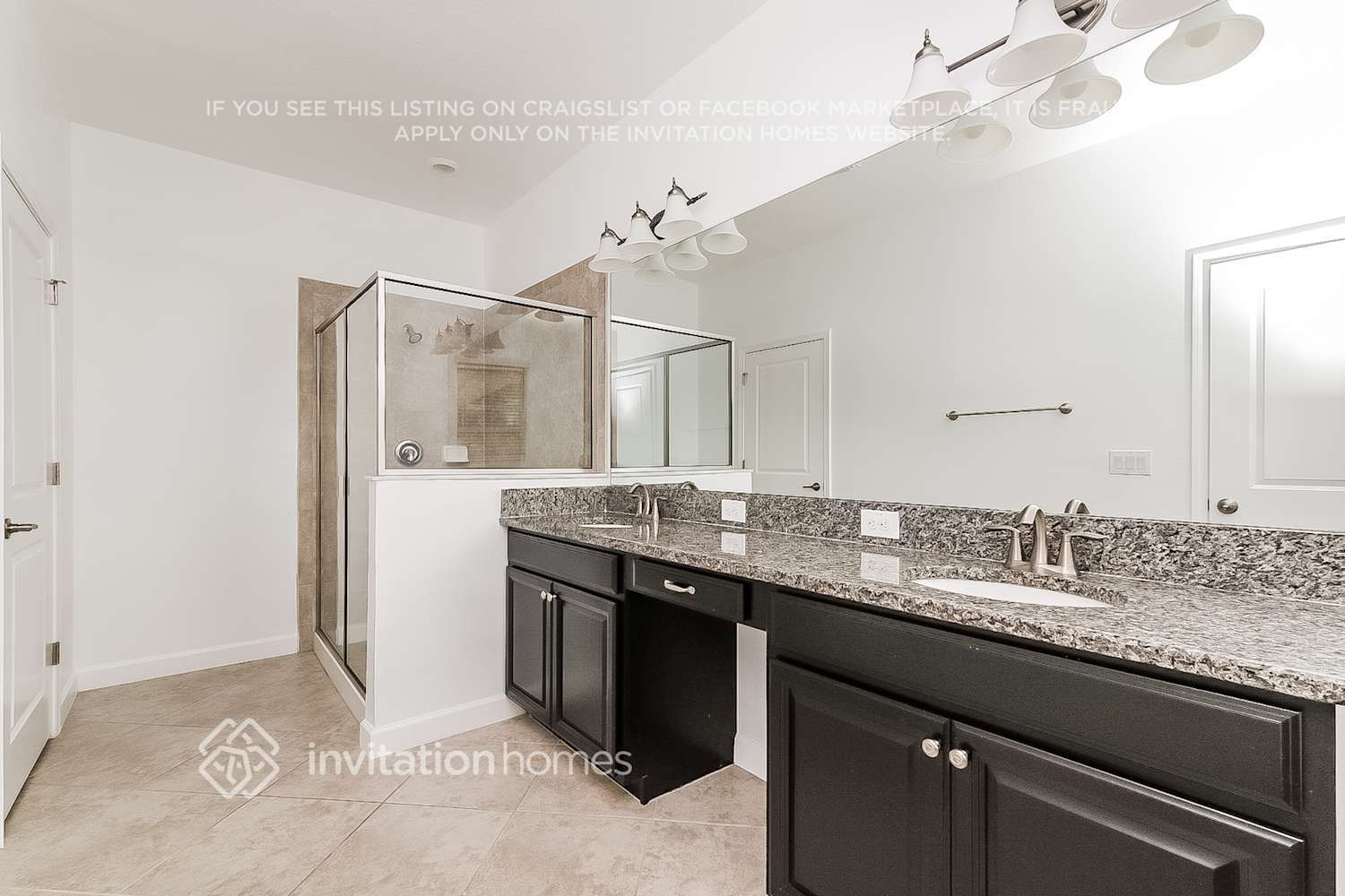 Building Photo - 2546 Bartolo Dr