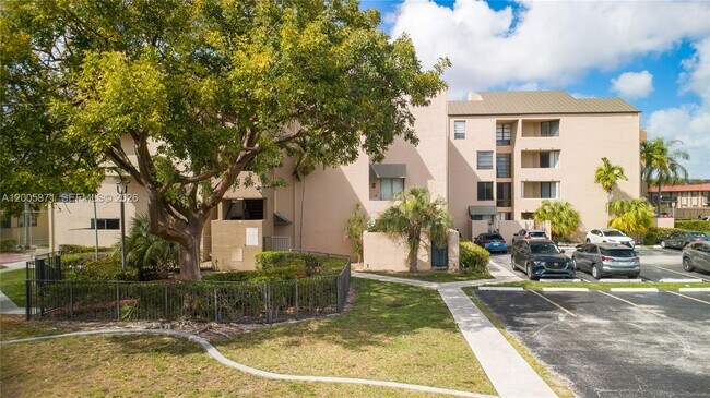 Building Photo - 10500 SW 108th Ave