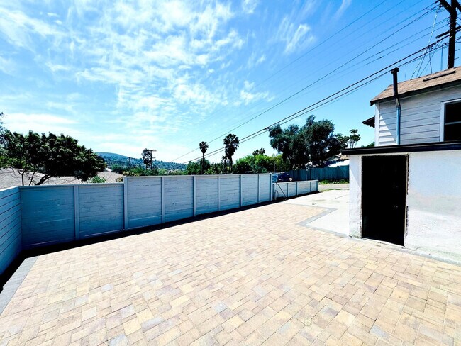Building Photo - 3831 Rogers Rd