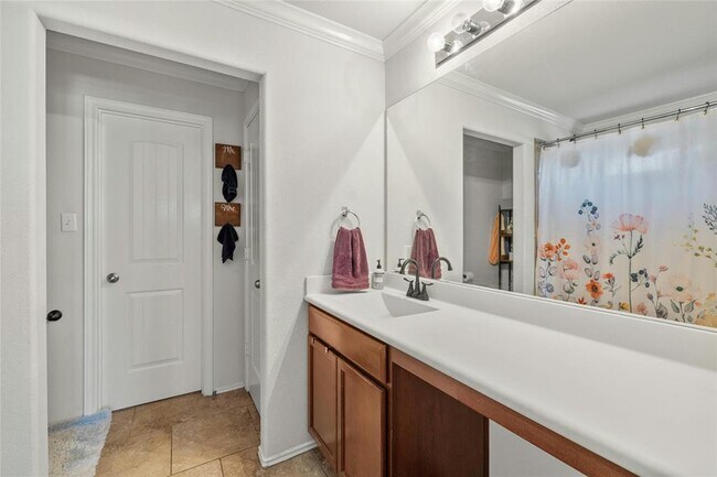 Building Photo - 104 Bufflehead Ln