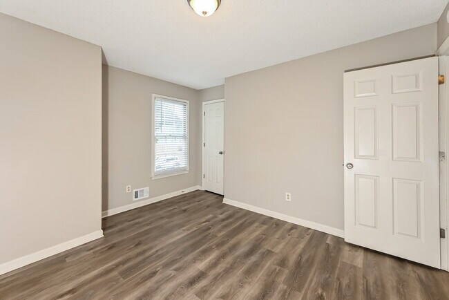 Building Photo - 4834 Diggers Way