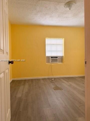 Building Photo - 3615 Thomas Ave