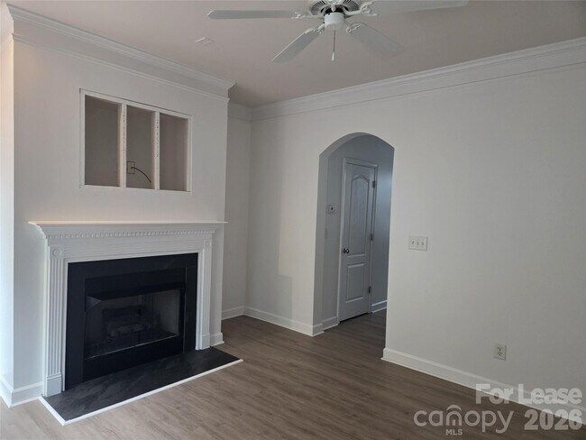 Building Photo - 109 Chawton Ln