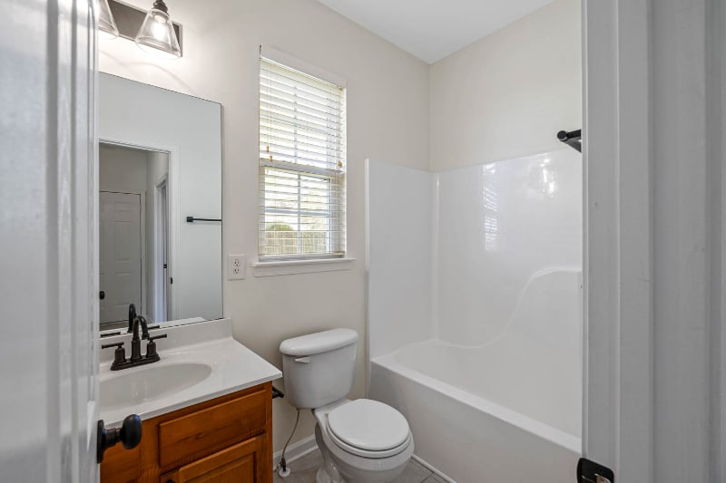 Building Photo - 4019 Cadence Dr