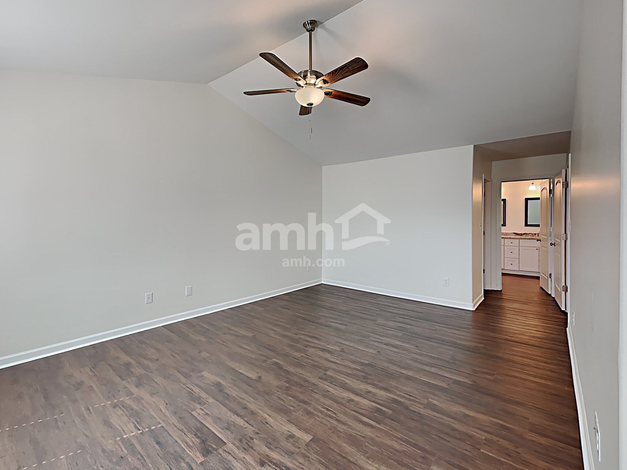 Building Photo - 1009 Fieldmere Pl