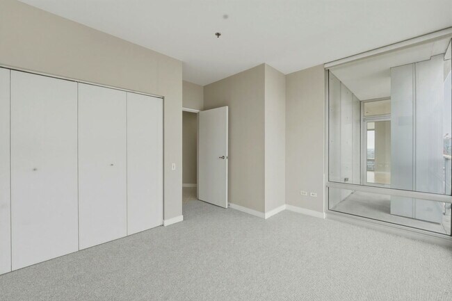 Building Photo - 510 W Erie St