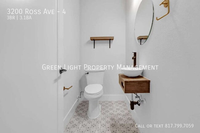 Building Photo - 3200 Ross Ave