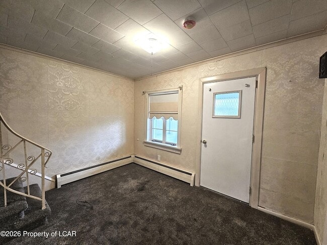 Building Photo - 92 Diamond Ave