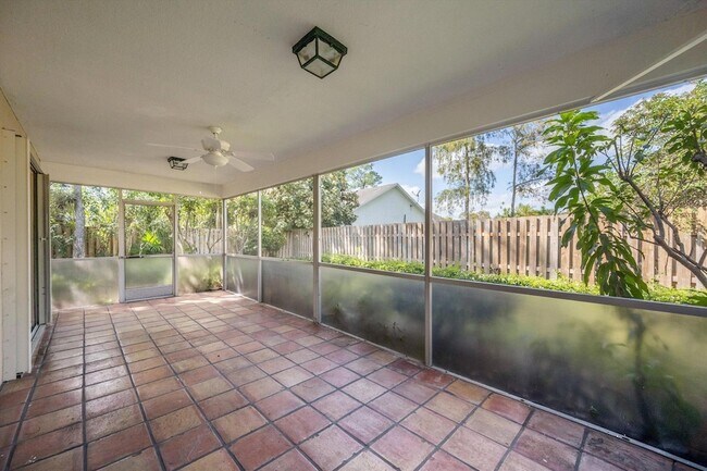 Building Photo - 13511 Jonquil Pl