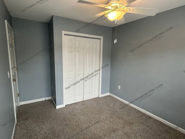 Building Photo - 10815 Galand Ct