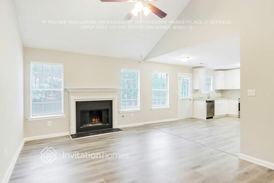 Building Photo - 2118 Sugar Creek Cl