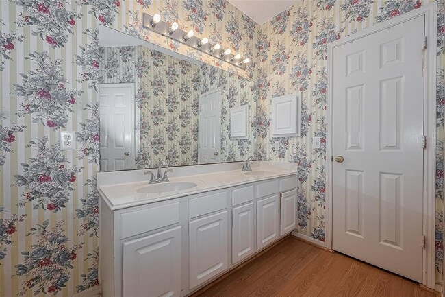 Building Photo - 12214 Elk Meadow Dr
