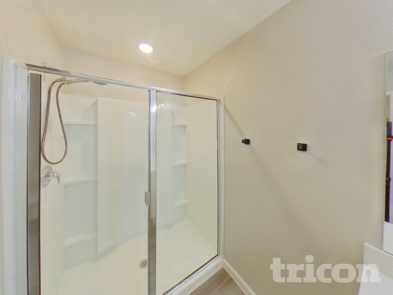 Building Photo - 418 Madison Way