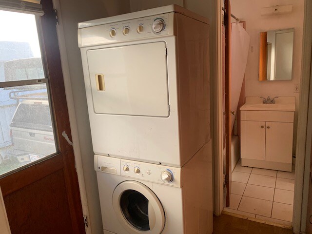 Building Photo - 12732 Venice Blvd.