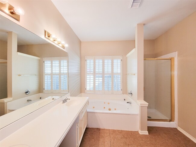 Building Photo - 4106 Creek Ridge Ln