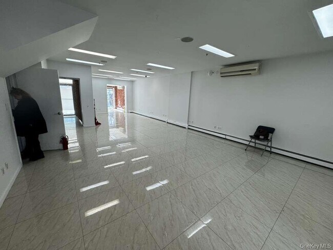 Building Photo - 18-44 College Point Blvd