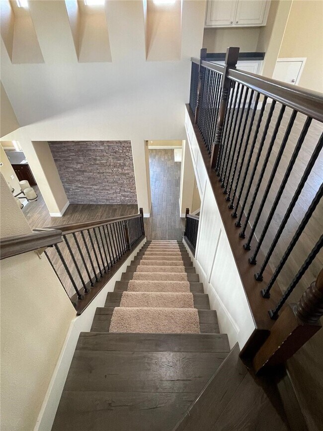 Building Photo - 32689 Cottonwood Rd