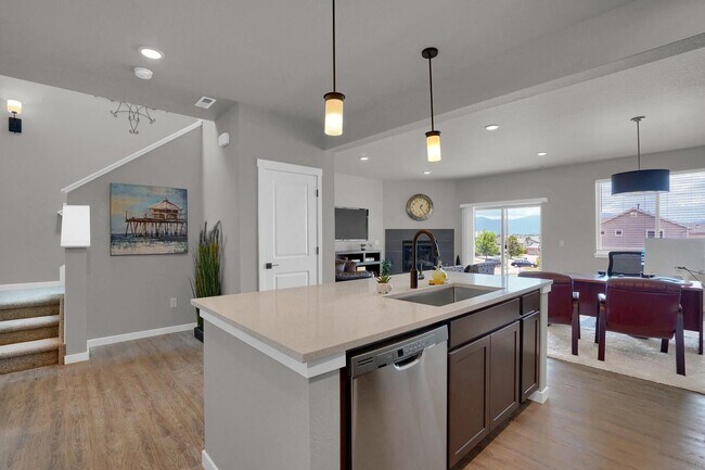 Building Photo - $1914 | 3BR/2.5BA | Newly Built Townhome f...