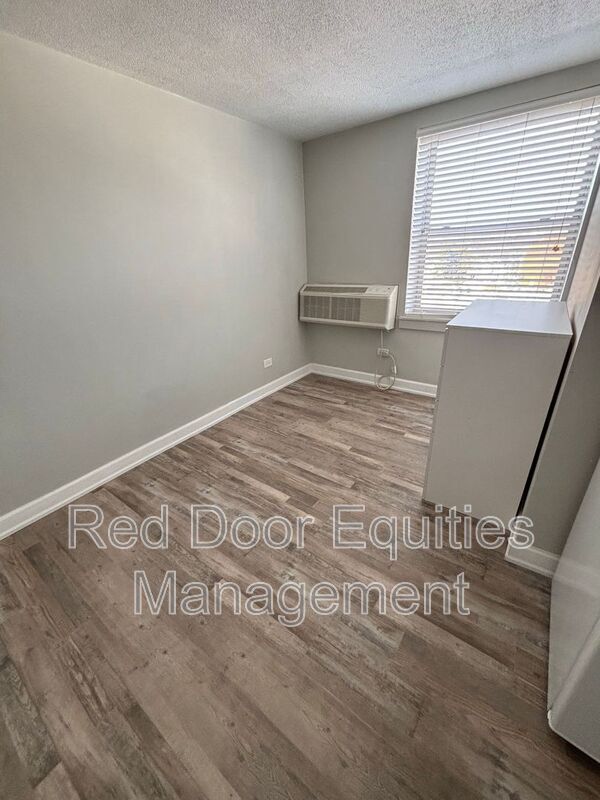 Building Photo - 123 N Broad St