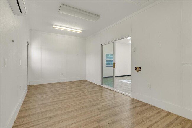 Building Photo - 4831 Rummell Rd
