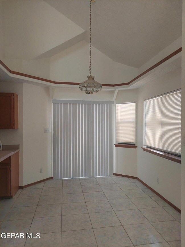 Building Photo - 8644 Pilgrimage Cir