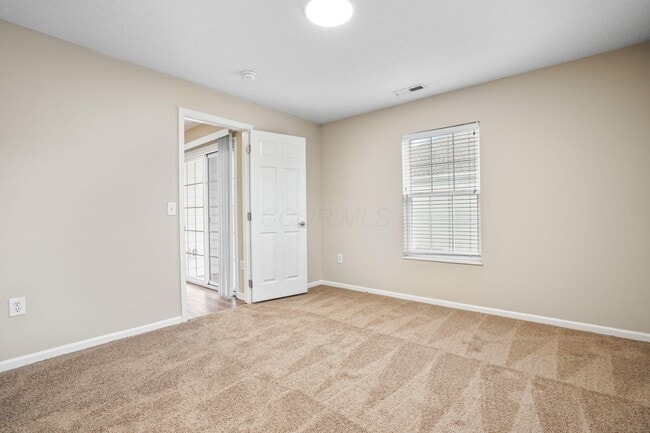 Building Photo - 4951 Stratford Pine Ln