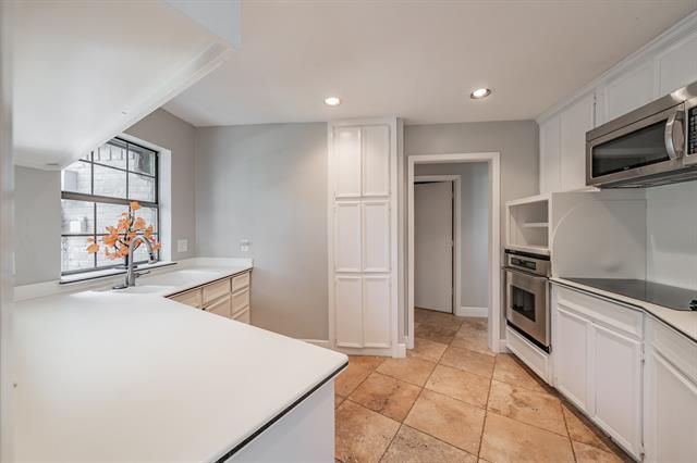 Building Photo - 16056 Chalfont Ct