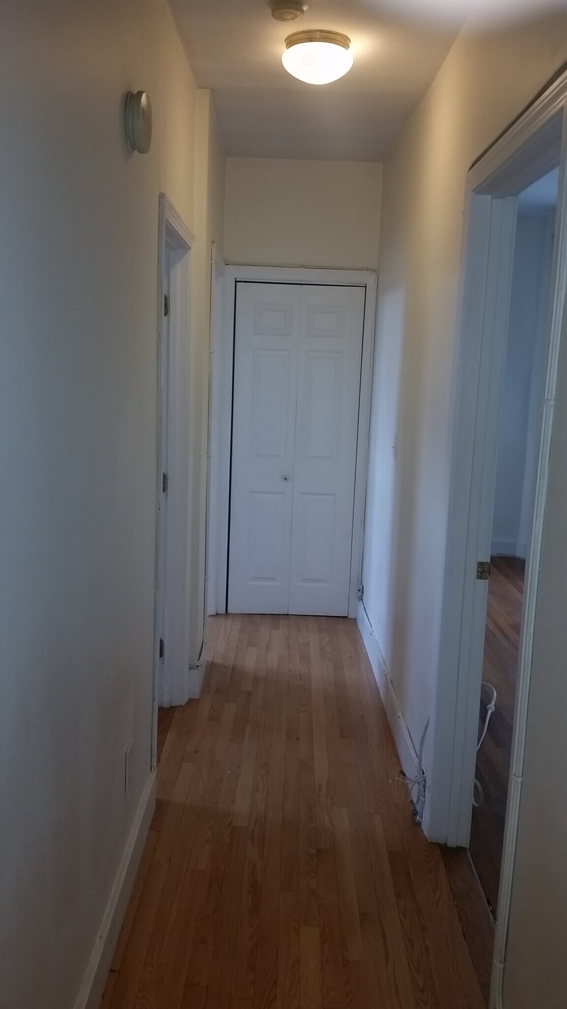 Building Photo - 318 Saint Paul St