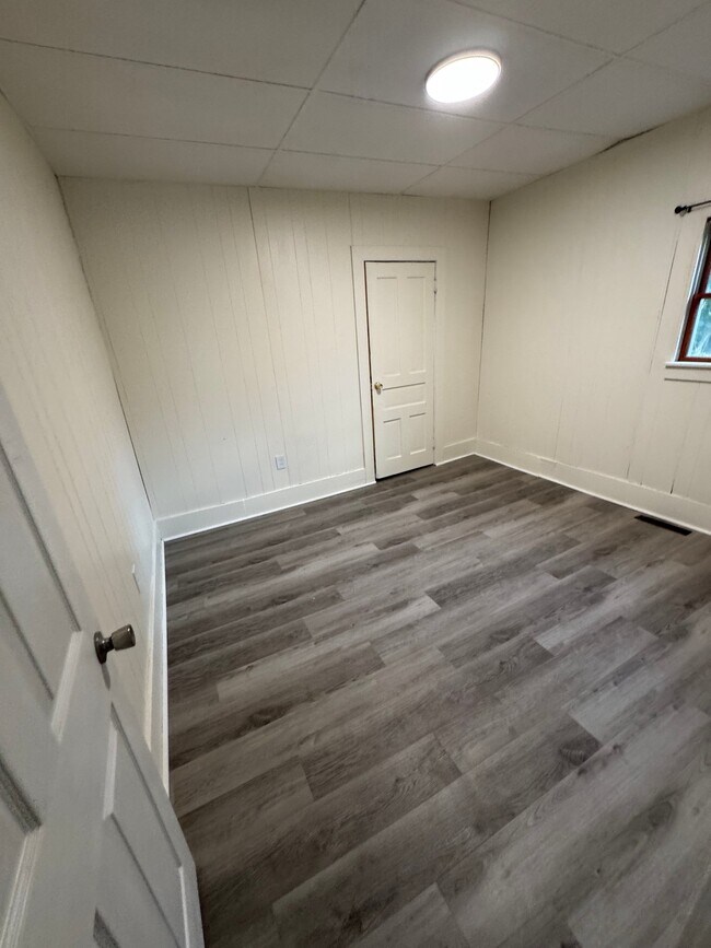 Building Photo - 601 Brinton Ave