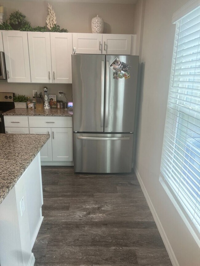 Building Photo - Spacious 5BR House in Winter Haven