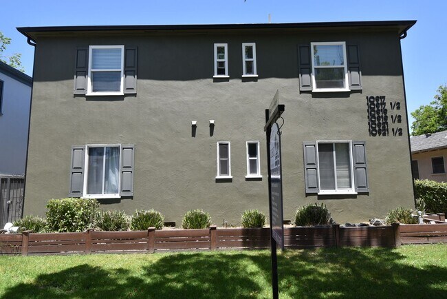 Primary Photo - 10919 Camarillo St