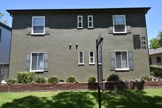 Building Photo - 10919 Camarillo St