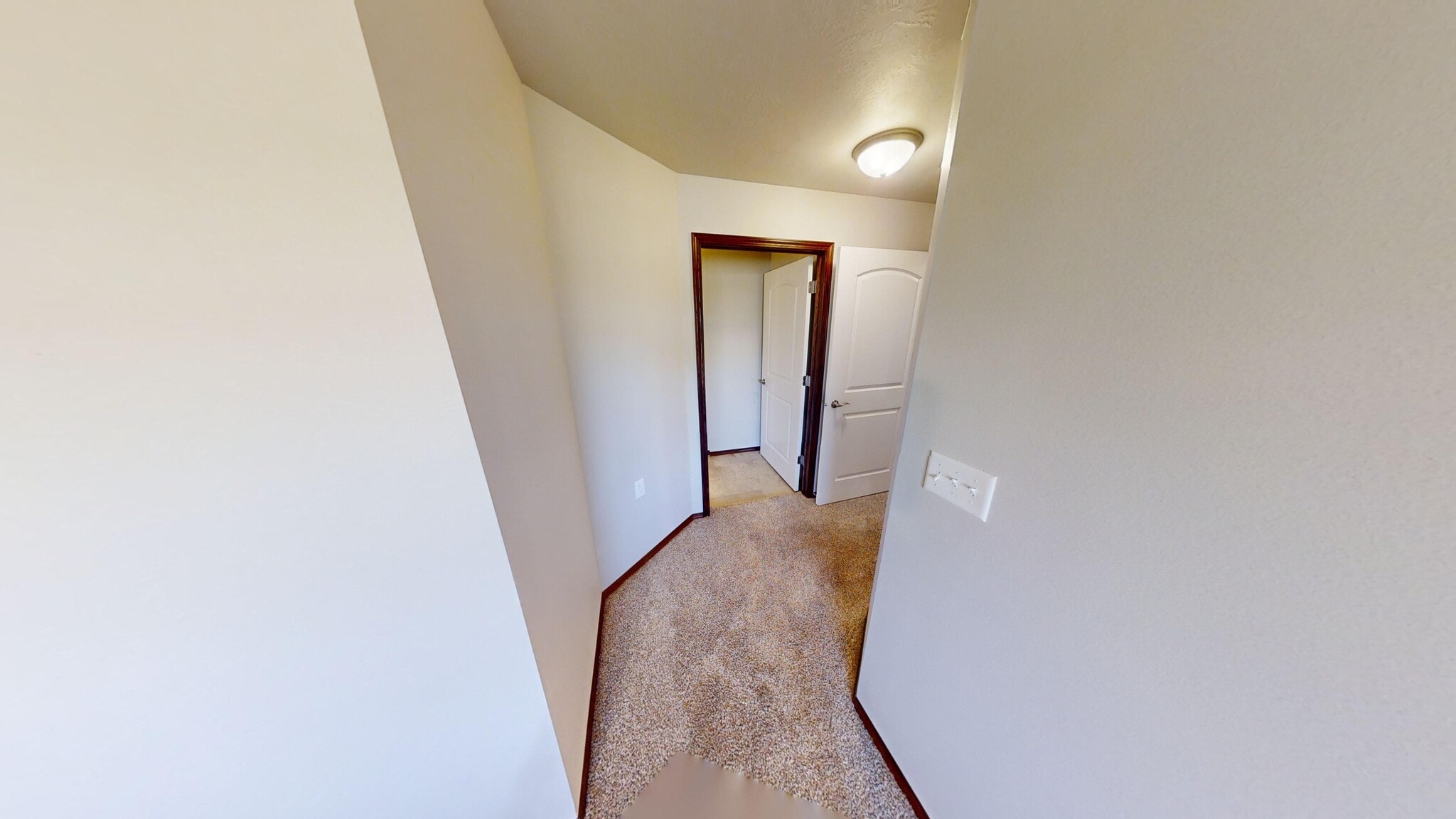 Building Photo - 110 Tanner Ct