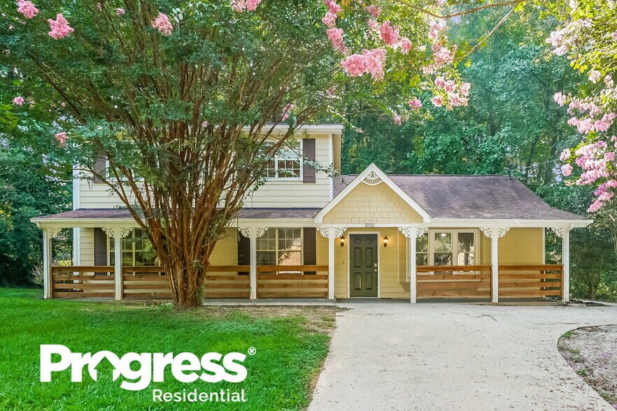 Primary Photo - 3200 Carmel Dr