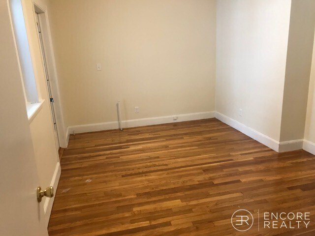 Building Photo - 48 Mason Ter