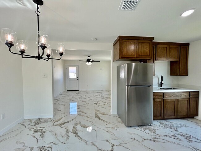 Building Photo - 1628 Bilbao Drive
