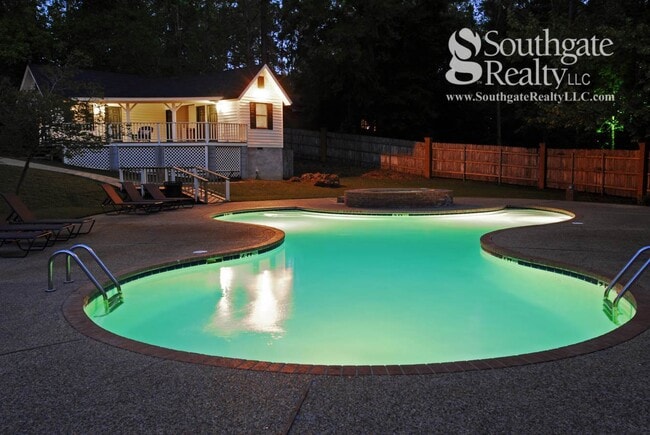 Building Photo - Woodshire Duplexes & Townhomes