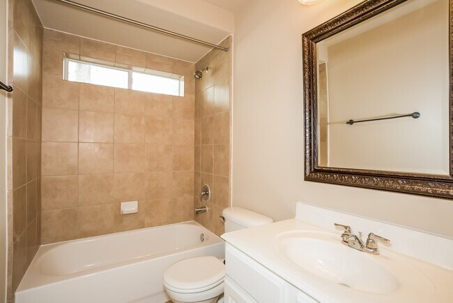 Building Photo - 1710 Leafhopper Ln
