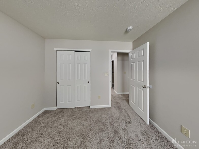 Building Photo - 4317 Big Leaf Ln