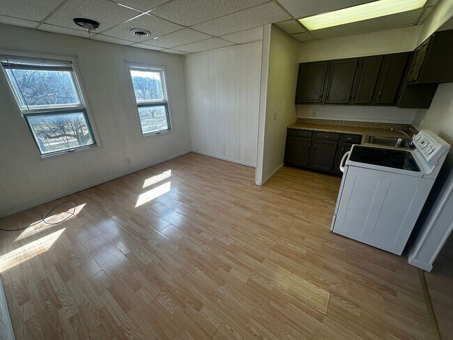 Building Photo - 4104 St Joseph Ave