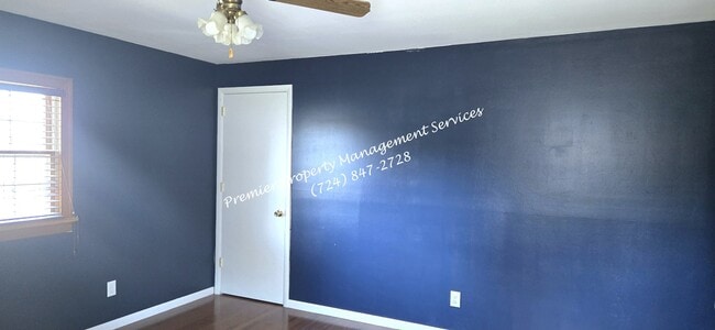 Building Photo - 323 Brewster Rd