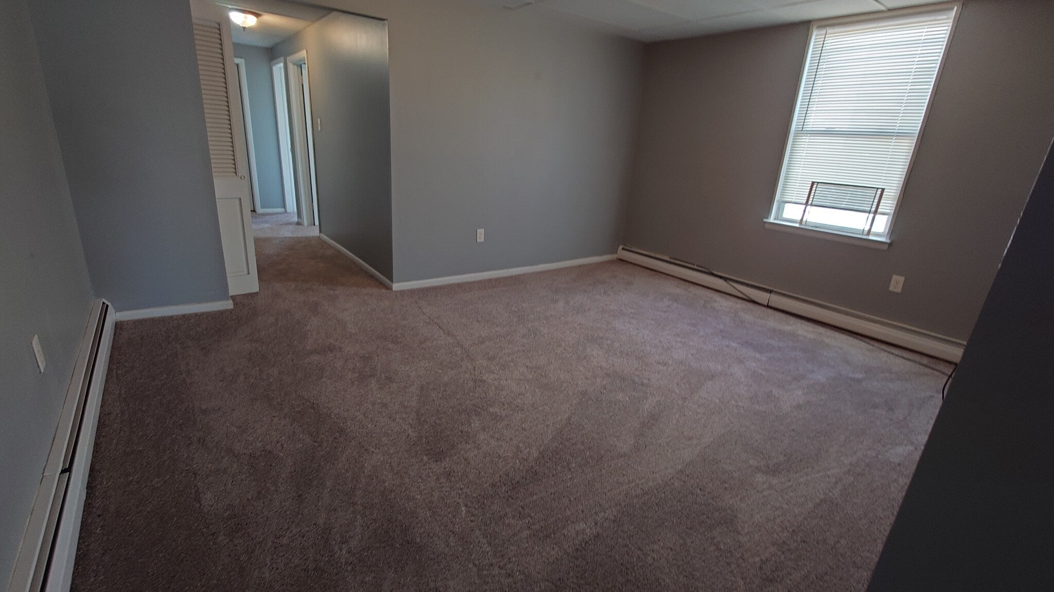 Building Photo - 18 S Forklanding Rd