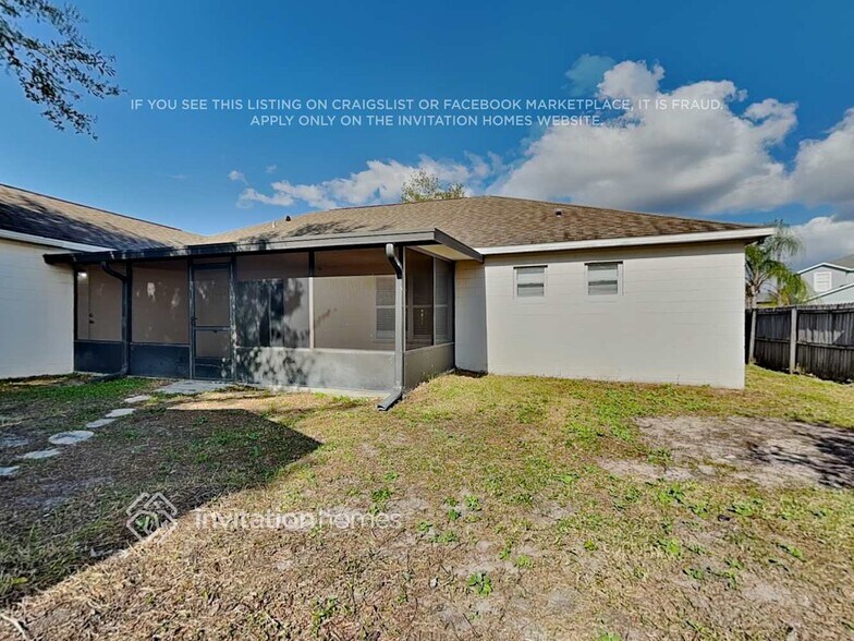 Building Photo - 1130 St Tropez Ct