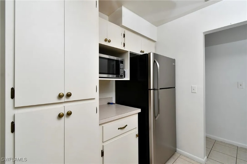 Building Photo - 3 Desert Candle Cir