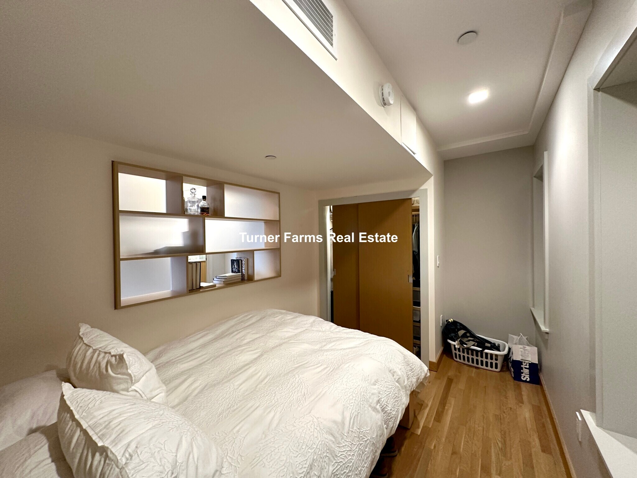 Building Photo - 15 Mount Auburn St