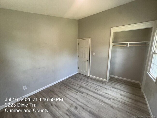 Building Photo - 2223 Dixie Trail