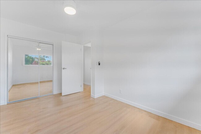 Building Photo - 3528 2nd St